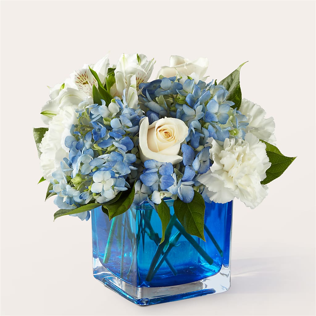 Soothing Waters Bouquet – Honey Bee Blooms San Marcos, San Marcos CA