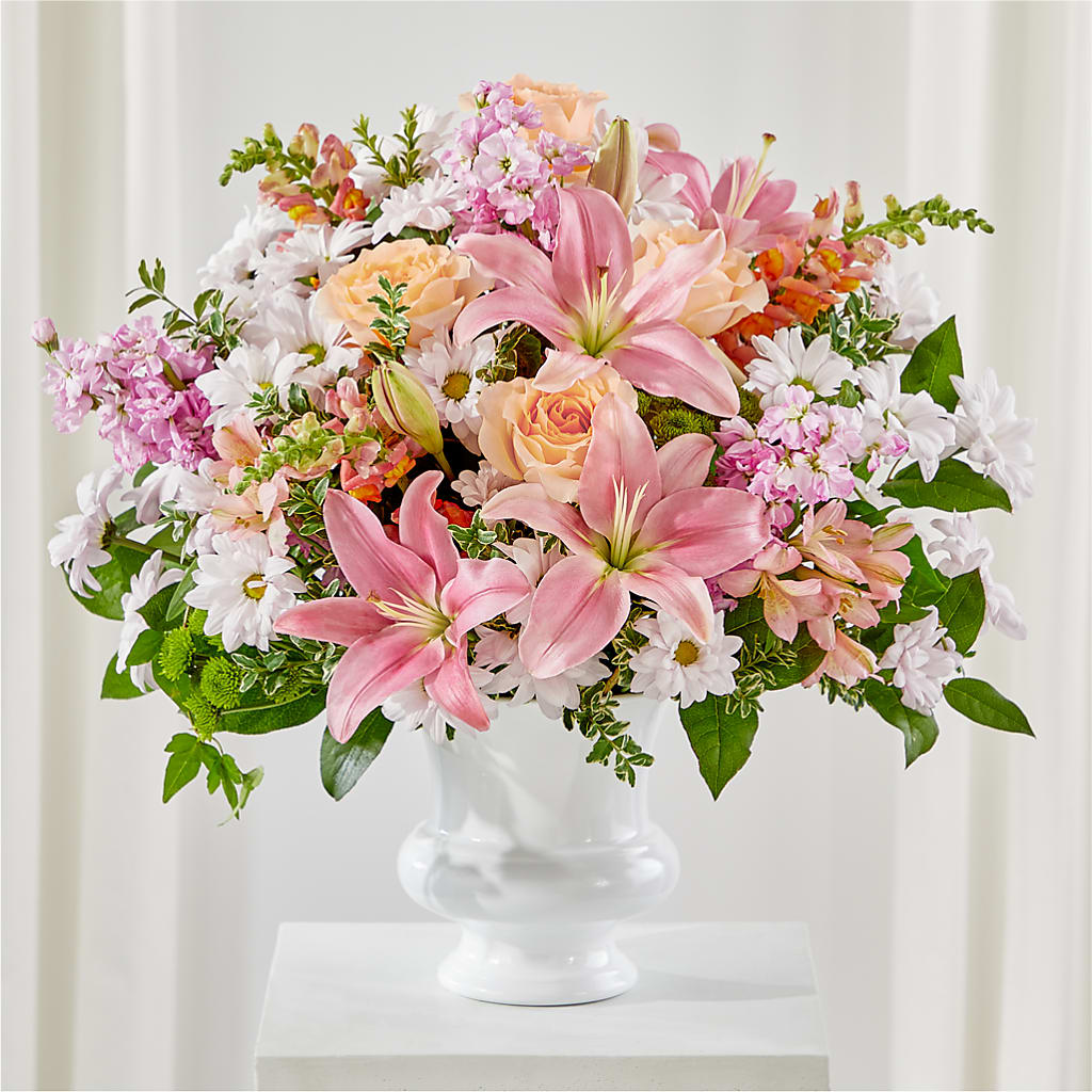 Heartfelt Gesture Urn Arrangement – Honey Bee Blooms San Marcos, San Marcos CA