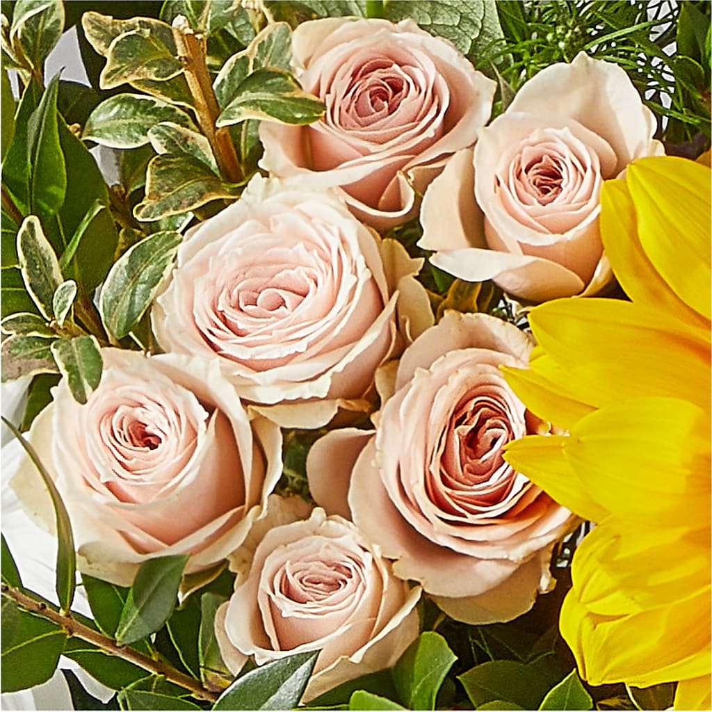 The Good Life Bouquet –  Honey Bee Blooms San Marcos, San Marcos CA
