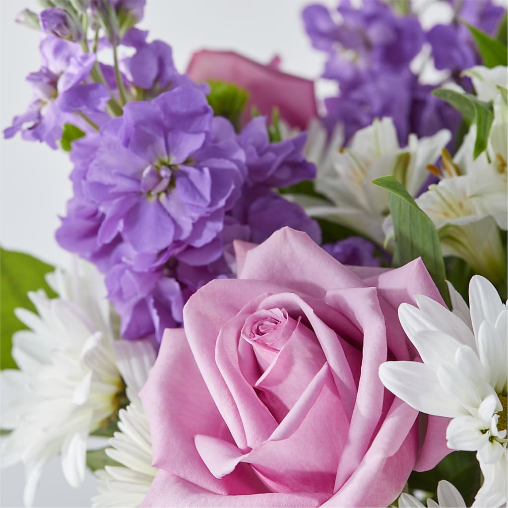Garden of Peace Bouquet –  Honey Bee Blooms San Marcos, San Marcos CA