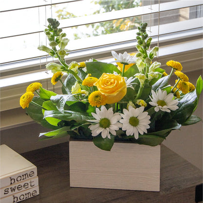 Sun Salutation Box Bouquet –  Honey Bee Blooms San Marcos, San Marcos CA