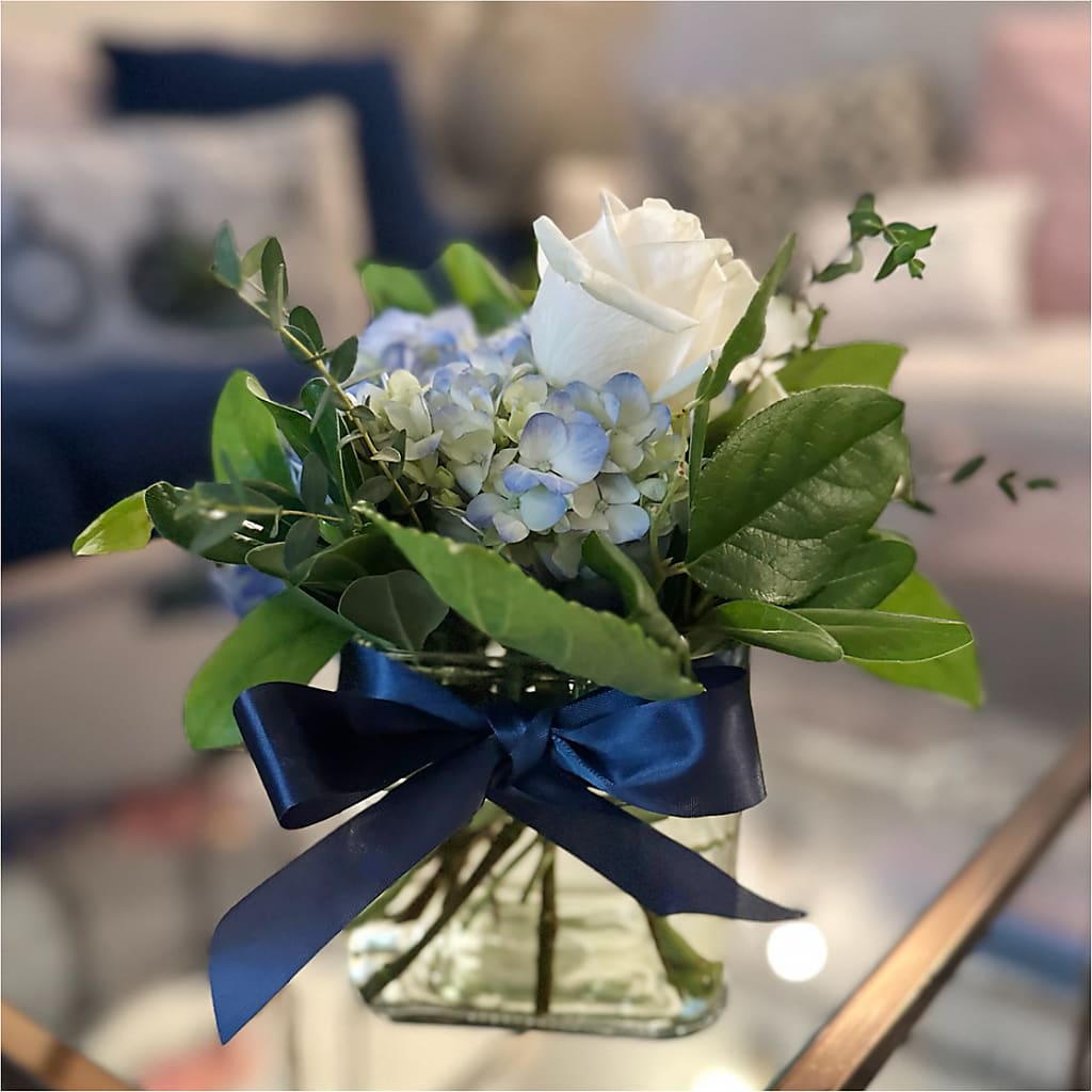 Sky Blue Delight Bouquet –  Honey Bee Blooms San Marcos, San Marcos CA