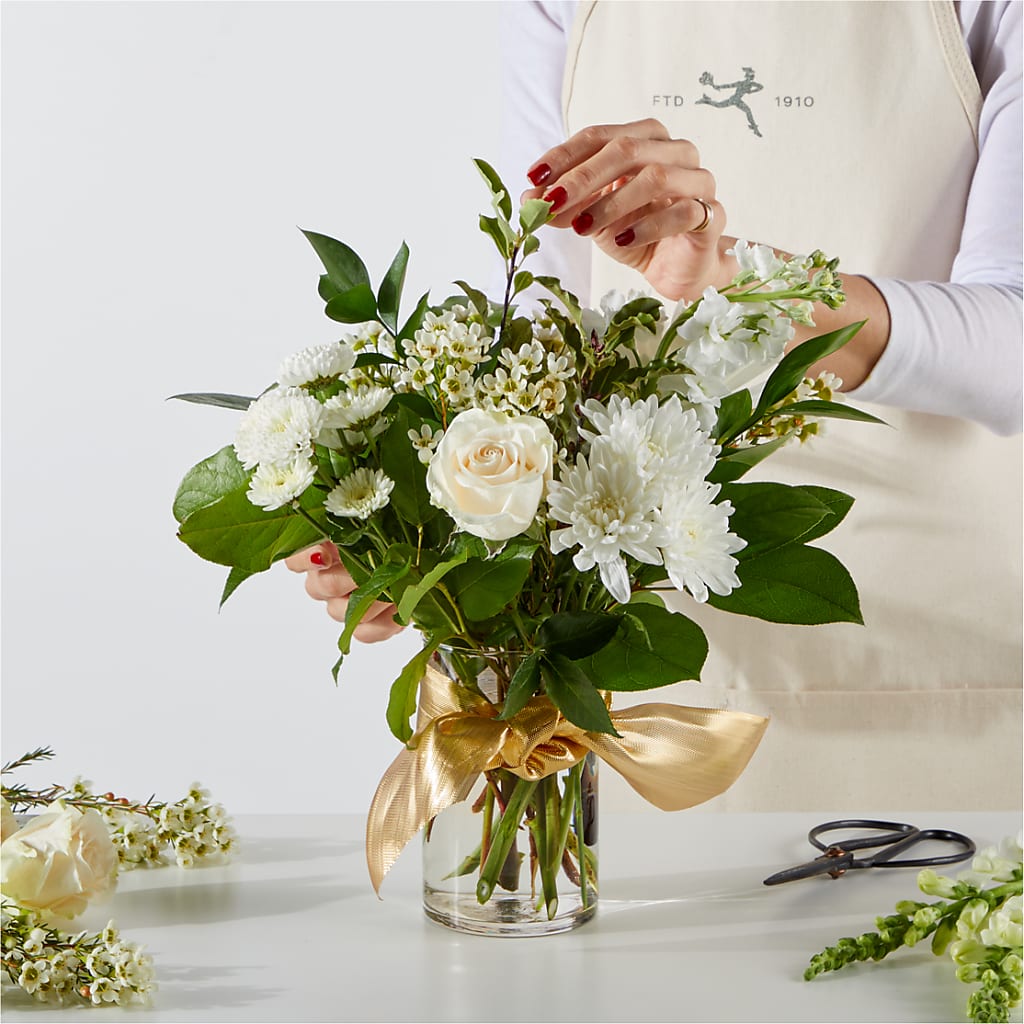 New Beginnings – A Florist Original –  Honey Bee Blooms San Marcos, San Marcos CA