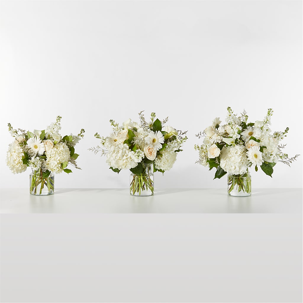 Sun-drenched Blooms Box Bouquet –  Honey Bee Blooms San Marcos, San Marcos CA