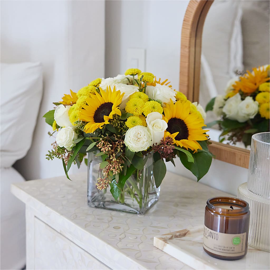Luminous Morning Bouquet –  Honey Bee Blooms San Marcos, San Marcos CA