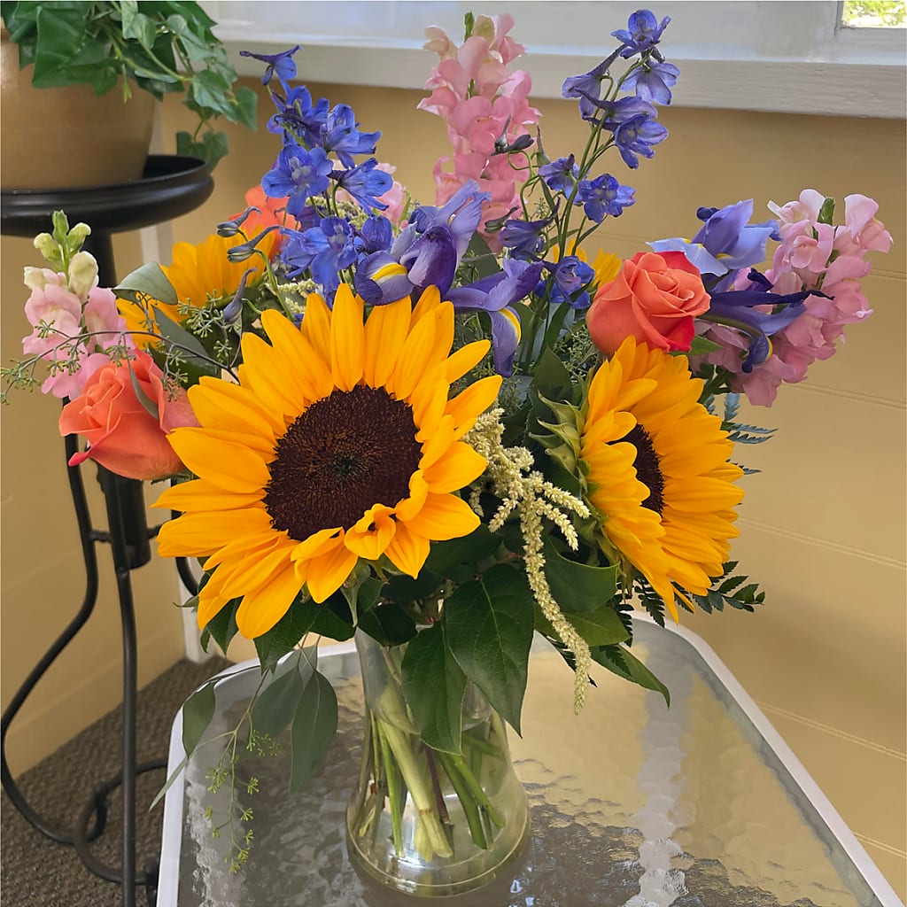 Rays of Life Bouquet –  Honey Bee Blooms San Marcos, San Marcos CA