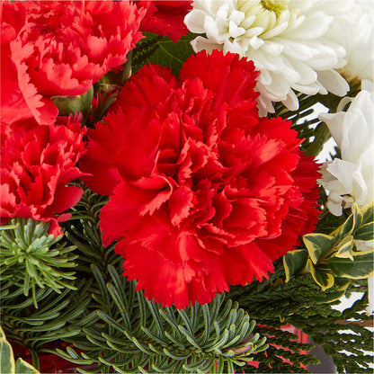 Christmas Market Bouquet –  Honey Bee Blooms San Marcos, San Marcos CA