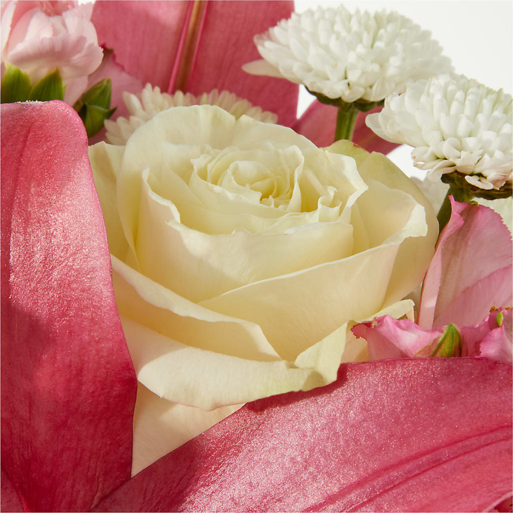 Piece of Cake Bouquet –  Honey Bee Blooms San Marcos, San Marcos CA