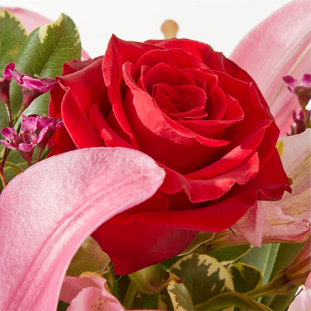 Lucky in Love Bouquet –  Honey Bee Blooms San Marcos, San Marcos CA