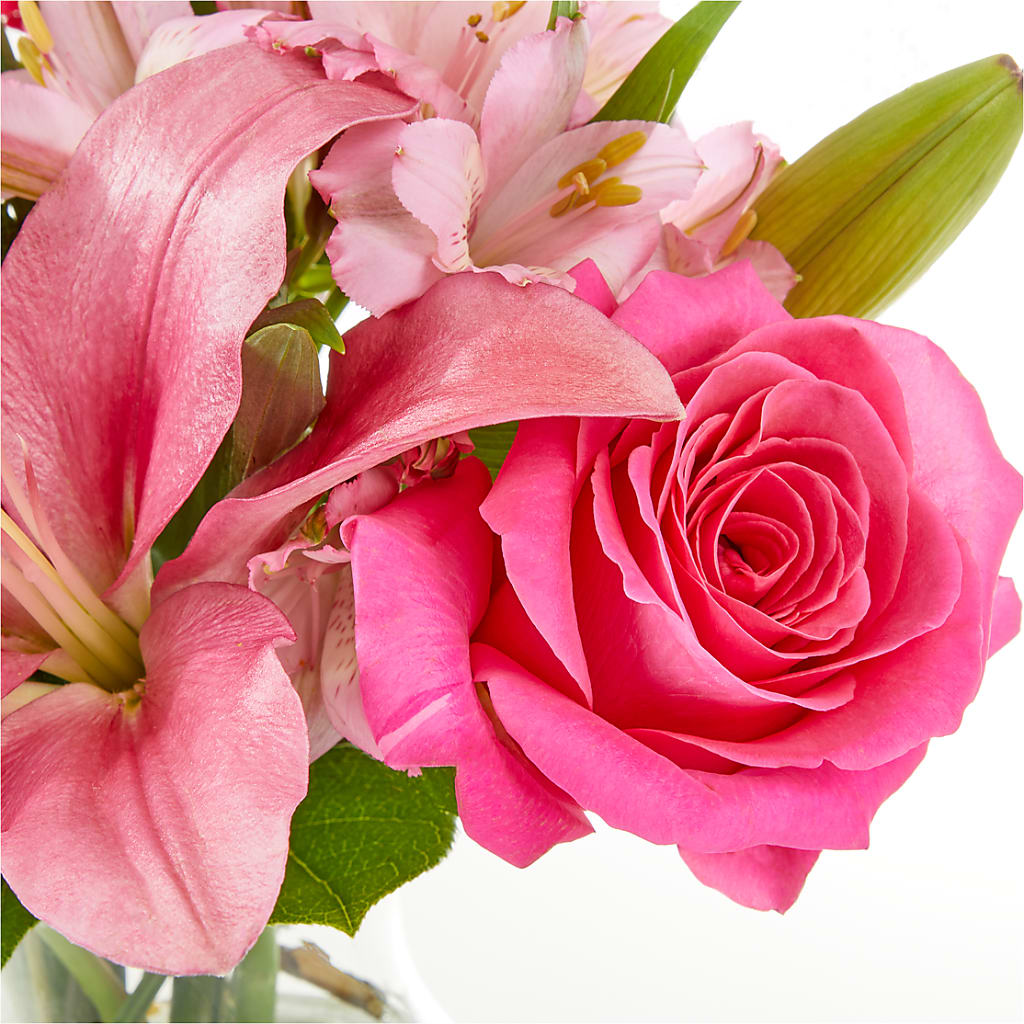 Lots of Love Bouquet –  Honey Bee Blooms San Marcos, San Marcos CA