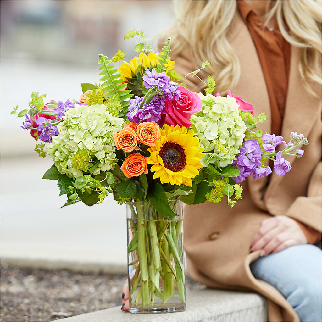 Vibrant Greetings Bouquet –  Honey Bee Blooms San Marcos, San Marcos CA