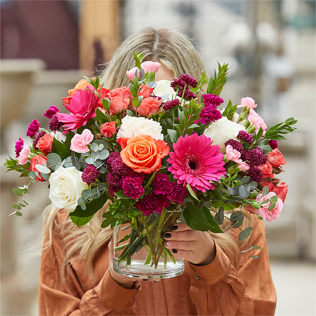 Smell the Roses Bouquet –  Honey Bee Blooms San Marcos, San Marcos CA