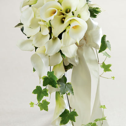 White Chapel Bouquet –  Honey Bee Blooms San Marcos, San Marcos CA