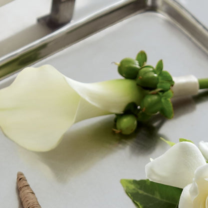 White Calla Boutonniere –  Honey Bee Blooms San Marcos, San Marcos CA